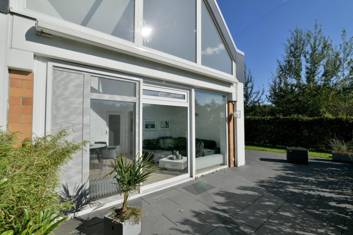 Exklusives Ferienhaus Mit Schwimmbad Und Sauna Grömitz Exterior foto
